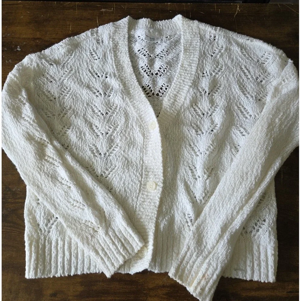 Abercrombie Kids‎ Girls 9/10 White Open Knit Button Front Cardigan Long Sleeve